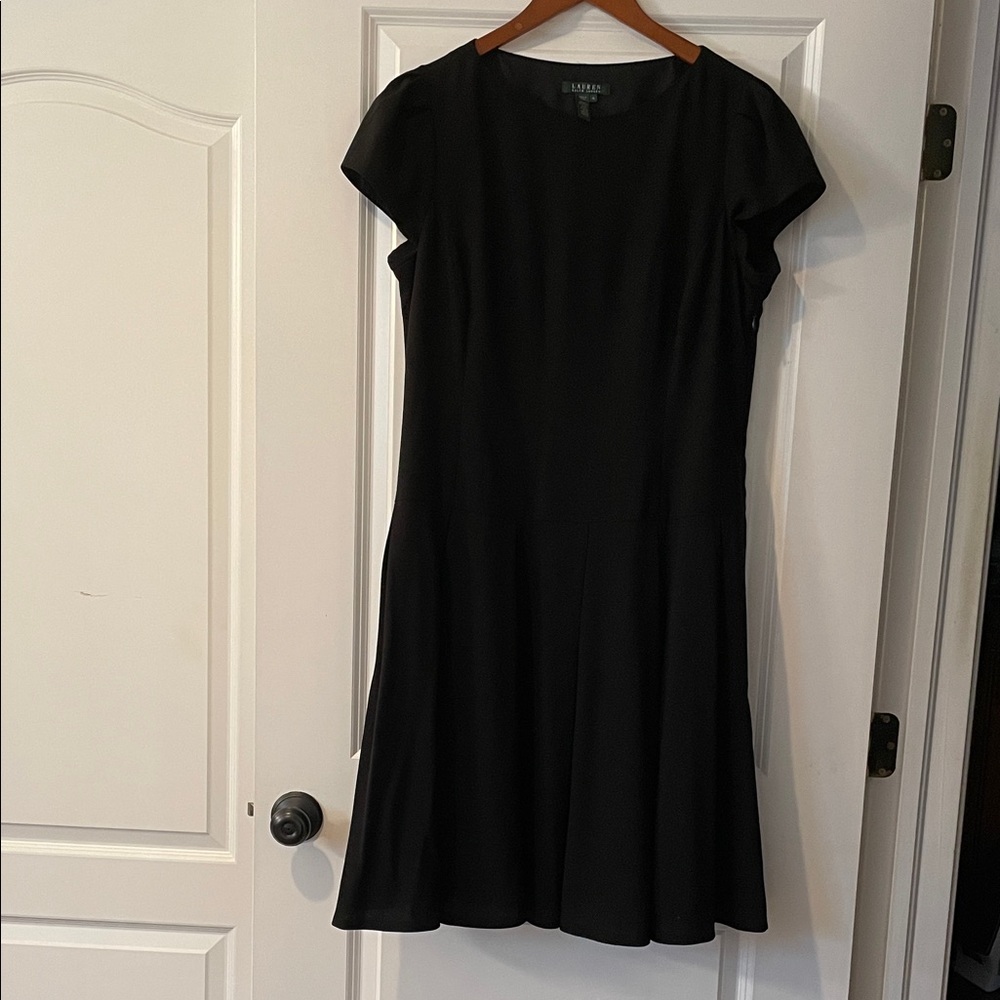 Lauren Ralph Lauren Black Short-Sleeve Flared Midi Dress